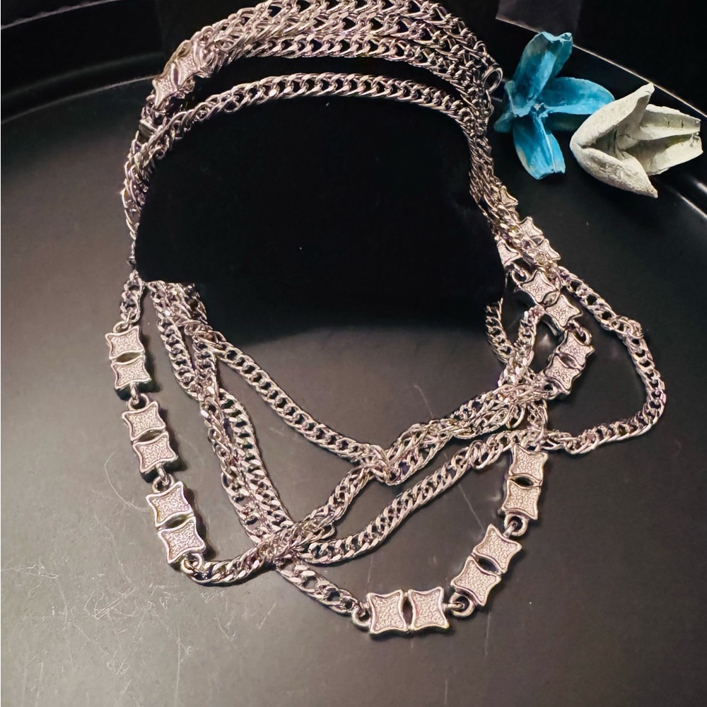 Monet Bow Tie Links Silver Chain Necklace- Vintage